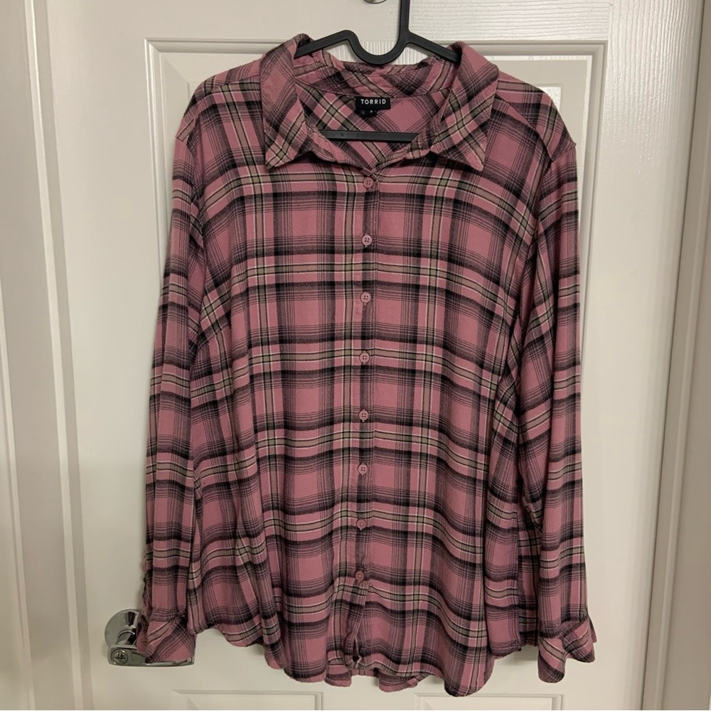 Torrid Button Down Shirt Pink Black Plaid Flannel Shirt Long Sleeve 3X
